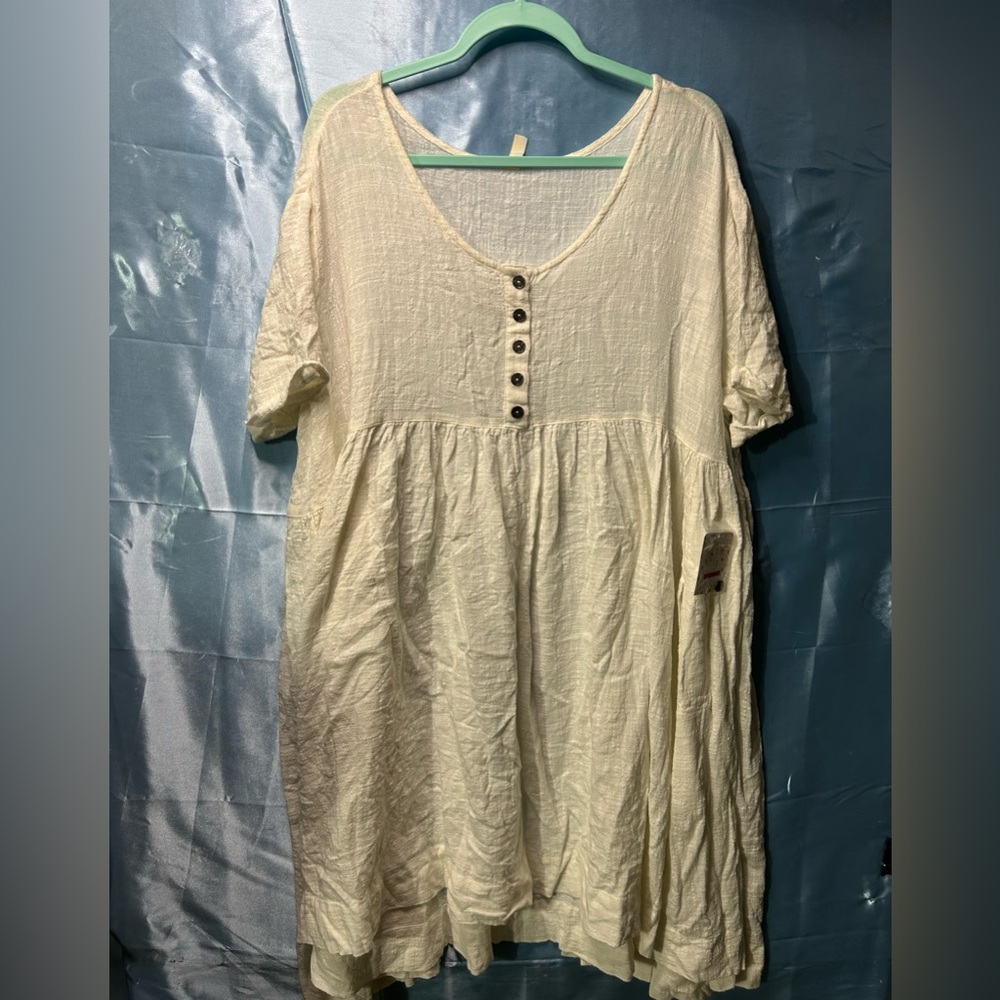 Cree people Chic Cream Buttoned Dress